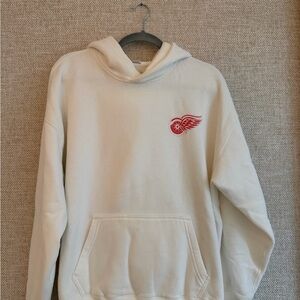 White Hooded Red Wings Sweatshirt Oversized